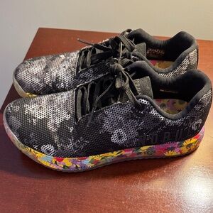 No bull women’s 11 / mens 9.5 Monochrome Superblossom impact shoes- worn 5x